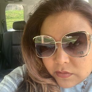 Meet your Posher, Mandy